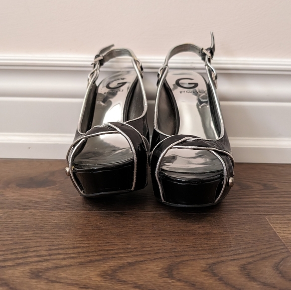 Black Heels - Picture 2 of 9